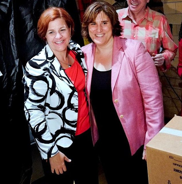 «Ανειδίκευτη λεσβία» -Στάζει χολή αντίζηλη της Σίνθια Νίξον από το Sex and the City [εικόνες] | iefimerida.gr 1