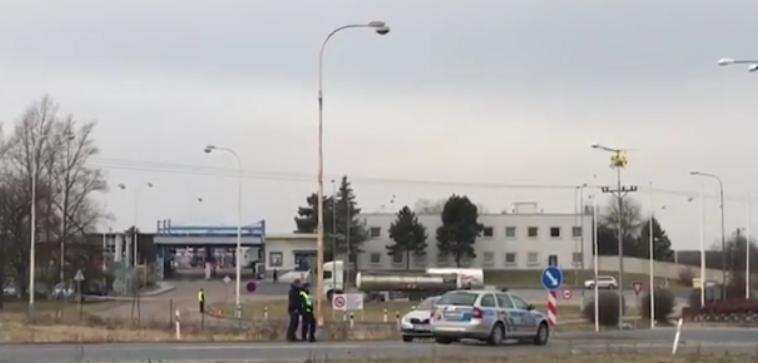 Φονική έκρηξη σε εργοστάσιο χημικών στην Τσεχία - Εξι νεκροί [εικόνες]  | iefimerida.gr 0