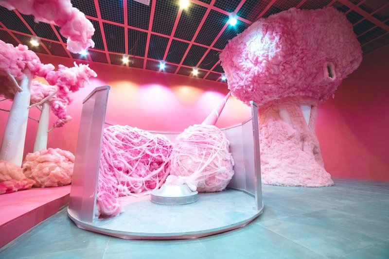 Ενα μουσείο για γλυκατζήδες -Με πελώρια ζαχαρωτά, μαλλί της γριάς και ντόνατς για δοκιμή [εικόνες] | iefimerida.gr 0