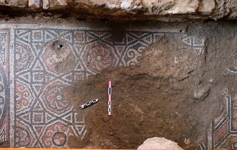 Ξεκινά η συντήρηση των θαυμάσιων ψηφιδωτών που βρέθηκαν στα έργα του μετρό Θεσσαλονίκης [εικόνες] | iefimerida.gr 1