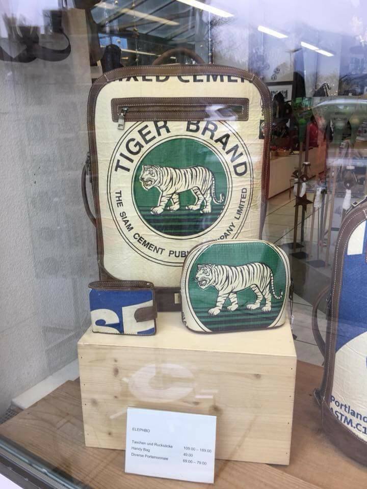 Εντυπωσιακά σακίδια πλάτης από χρησιμοποιημένα τσουβάλια τσιμέντου [εικόνες]  | iefimerida.gr 3