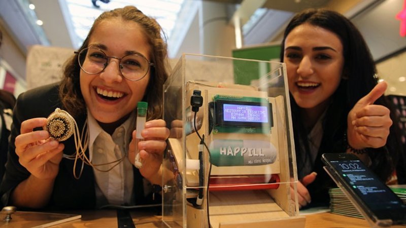 Οι νέοι επιχειρούν: Μαθητικές επιχειρήσεις στις Εμπορικές Εκθέσεις Αθήνας-Θεσσαλονίκης | iefimerida.gr 1