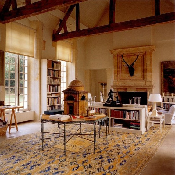 Σε αυτόν τον παραμυθένιο πύργο ζούσε ο Givenchy με τον σύντροφό του [εικόνες] | iefimerida.gr 7