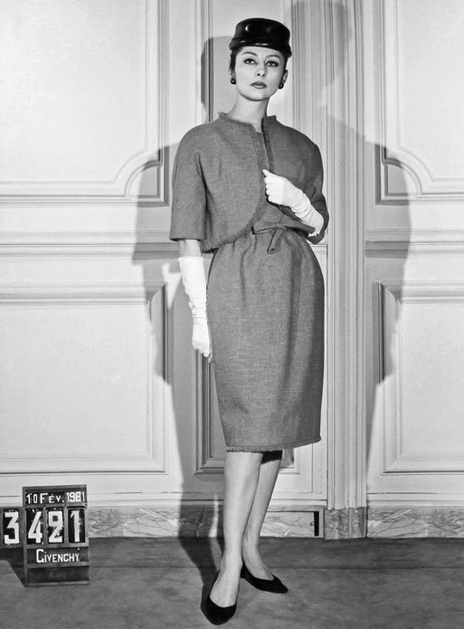 Givenchy: Ο σχεδιαστής πίσω από το θρυλικότερο «μικρό μαύρο φόρεμα» όλων των εποχών [εικόνες] | iefimerida.gr 17