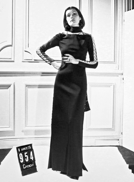 Givenchy: Ο σχεδιαστής πίσω από το θρυλικότερο «μικρό μαύρο φόρεμα» όλων των εποχών [εικόνες] | iefimerida.gr 19