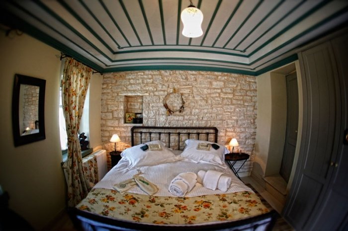 Το ξενοδοχείο στα Ζαγοροχώρια που βραβεύτηκε για το καλύτερο πρωινό στην Ελλάδα -Από παραδοσιακές πίτες, μέχρι τραχανά [εικόνες] | iefimerida.gr 4