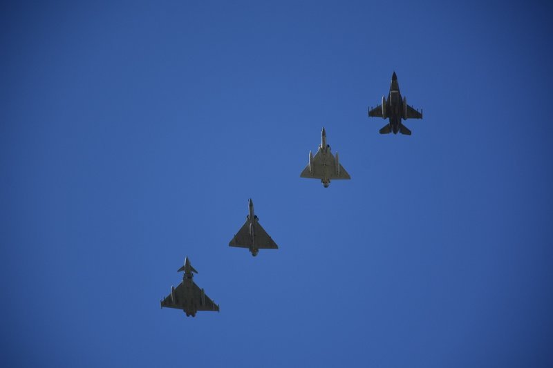 Αυτοί είναι οι καλύτεροι των αιθέρων -Μάγεψαν οι πιλότοι και τα μαχητικά στην άσκηση «Ηνίοχος» [εικόνες] | iefimerida.gr 11