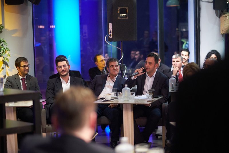 Μητσοτάκης: ΣΥΡΙΖΑ-ΑΝΕΛ διορίζουν συγγενείς και φίλους | iefimerida.gr 7