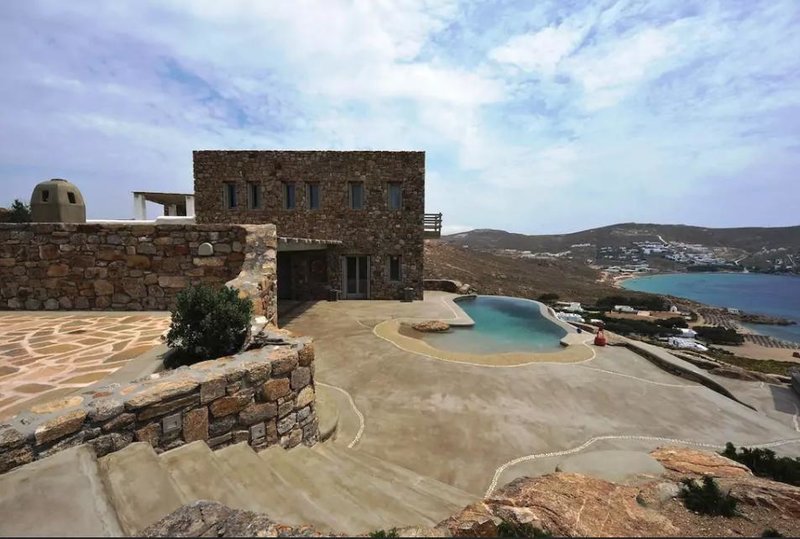 Πανέμορφα σπίτια στην Ελλάδα για διακοπές -Με εκπληκτική θέα και πισίνα, από 25 ευρώ [εικόνες]  | iefimerida.gr 10