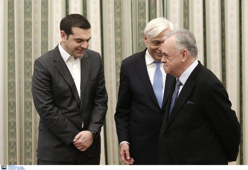 Χαμόγελα και εκπλήξεις στο Προεδρικό Μέγαρο -Οσα έγιναν στην ορκωμοσία | iefimerida.gr 3