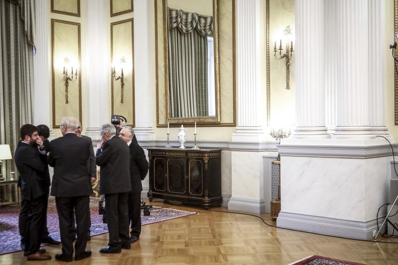 Χαμόγελα και εκπλήξεις στο Προεδρικό Μέγαρο -Οσα έγιναν στην ορκωμοσία | iefimerida.gr 11