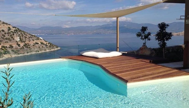 Πανέμορφα σπίτια στην Ελλάδα για διακοπές -Με εκπληκτική θέα και πισίνα, από 25 ευρώ [εικόνες]  | iefimerida.gr 4