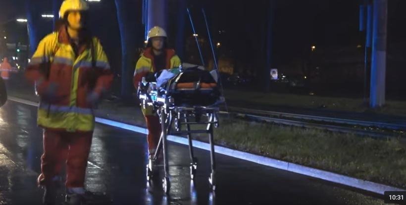 Δεκάδες τραυματίες από τη σύγκρουση δύο τραμ στην Κολωνία [εικόνες & βίντεο] | iefimerida.gr 1