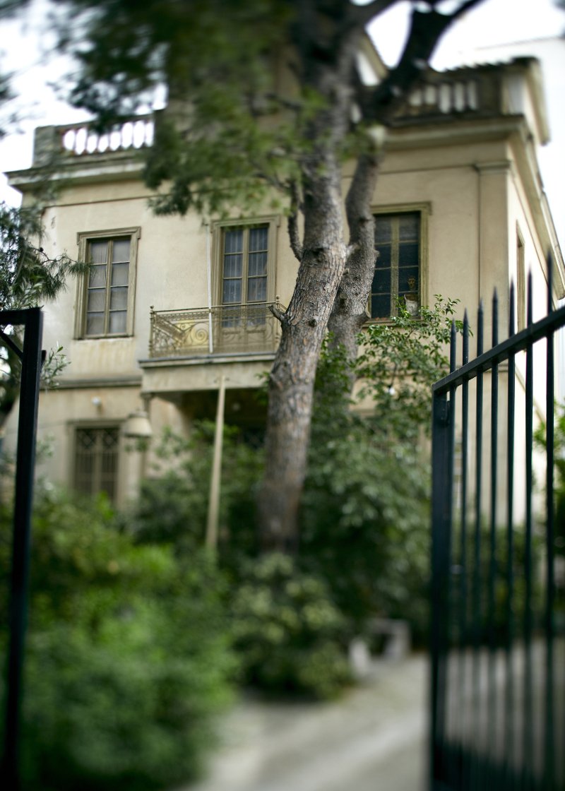 Στο σπίτι-εργαστήριο του Γιάννη Τσαρούχη στο Μαρούσι, όλα είναι όπως τα άφησε [εικόνες] | iefimerida.gr 0