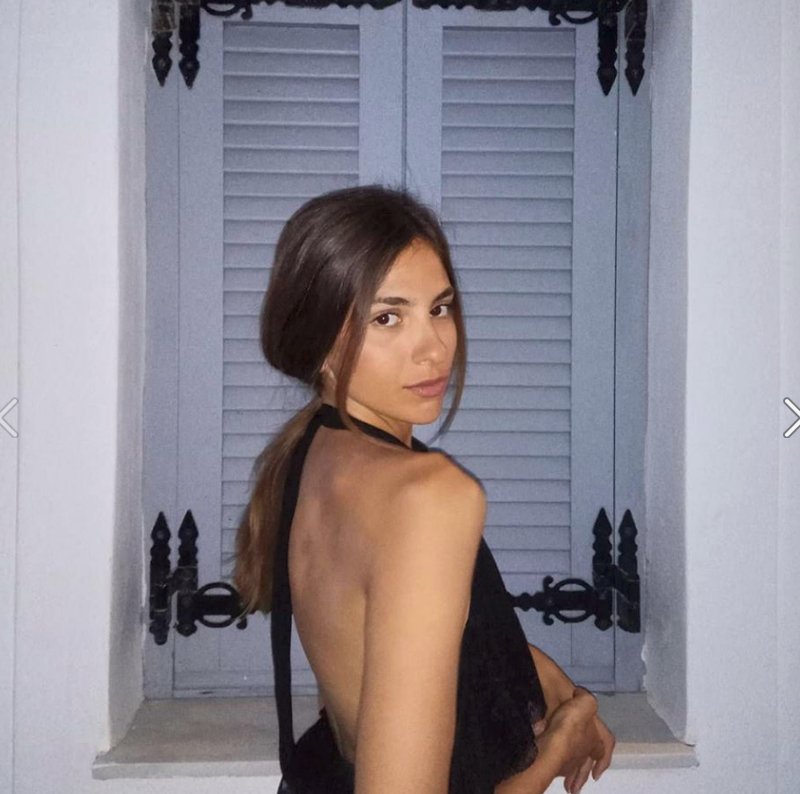 Αυτή είναι η Βαρβάρα, η όμορφη σύντροφος του Γιάννη Δρυμωνάκου [εικόνες] | iefimerida.gr 3