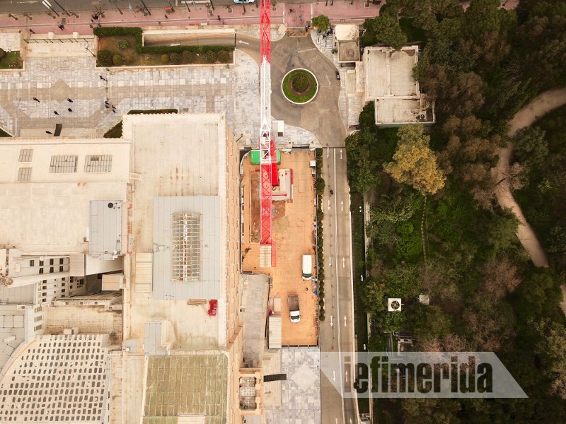 Αποκλειστικό: Η Βουλή από ψηλά -Δείτε σε video drone τις εργασίες επισκευής στο θόλο και τον τεράστιο γερανό [βίντεο] | iefimerida.gr 5