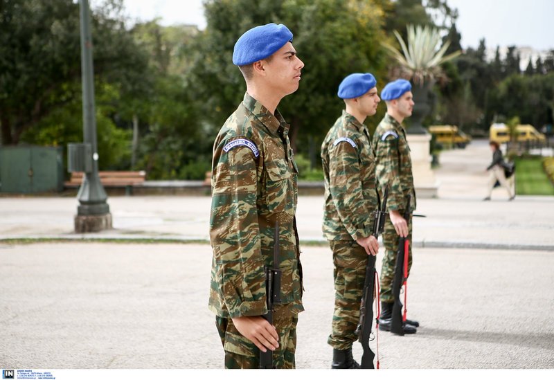 «Παρουσιάστε, αρμ!» -Στρατιωτικά παραγγέλματα στο Ζάππειο [εικόνες] | iefimerida.gr 0