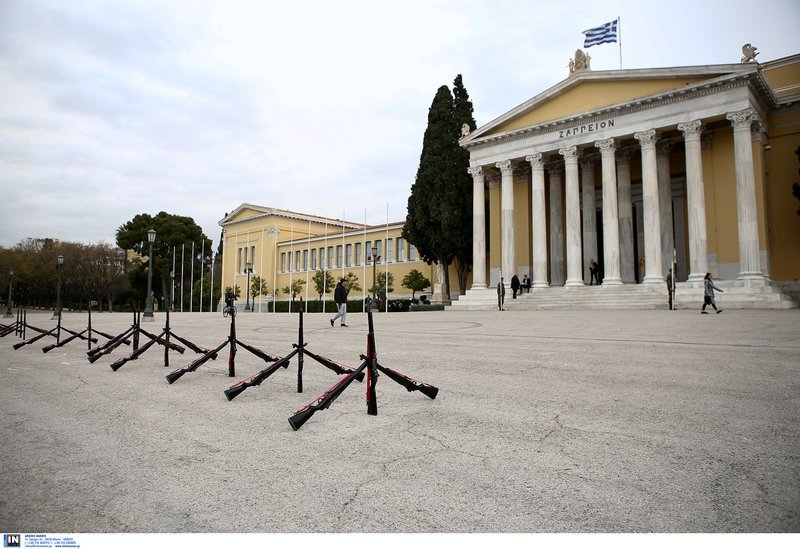 «Παρουσιάστε, αρμ!» -Στρατιωτικά παραγγέλματα στο Ζάππειο [εικόνες] | iefimerida.gr 4