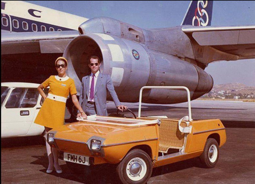 Οι θρυλικές στολές των αεροσυνοδών της Ολυμπιακής επί Ωνάση -Οταν έδινε «χρυσό» για να τις ντύσει [εικόνες] | iefimerida.gr 4