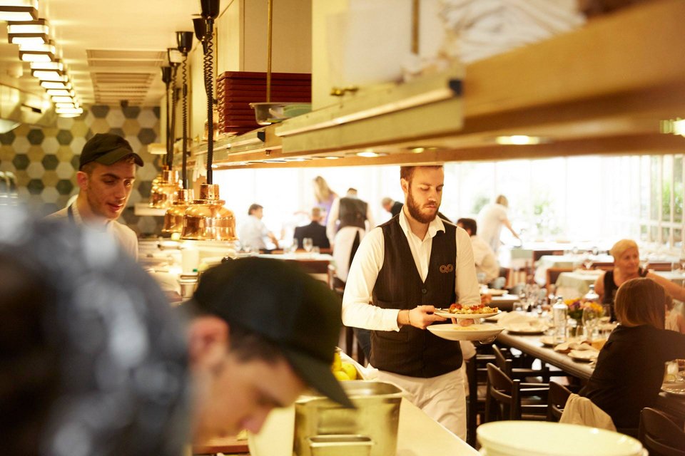 Το Nolan του Κοντιζά και 15 ακόμη εστιατόρια στην Αθήνα δεν πήραν αστέρι, αλλά μια άλλη διάκριση Michelin [λίστα] | iefimerida.gr 7