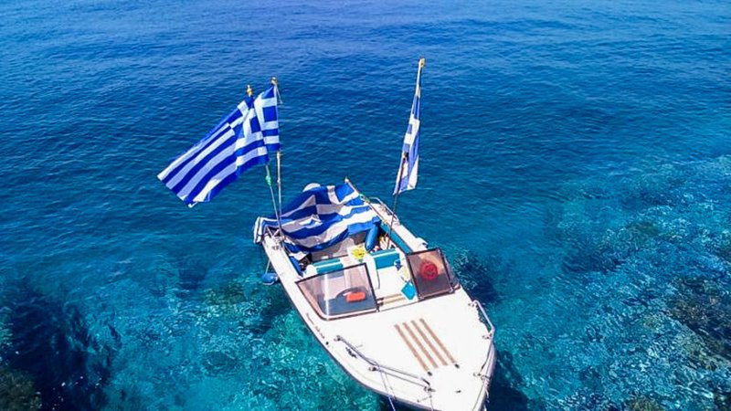 Η μάχη της σημαίας στο Αιγαίο: Από τα Ιμια στους Ανθρωποφάγους [εικόνες & βίντεο] | iefimerida.gr 14