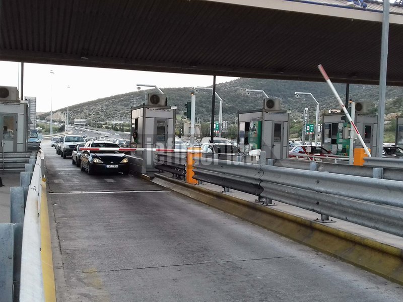 Ομαλοποιήθηκε η επιστροφή των εκδρομέων του Πάσχα -Μετά από ταλαιπωρία ωρών [βίντεο] | iefimerida.gr 5