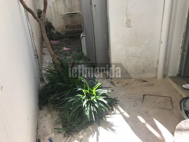 Θρίλερ στη Νέα Σμύρνη: Αναπάντητα ερωτηματικά για το νεκρό βρέφος σε ακάλυπτο [εικόνες & βίντεο] | iefimerida.gr 4