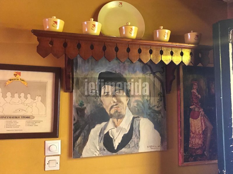 «Μαγεμένος αυλός»: Αυτό ήταν το στέκι του Μάνου Χατζιδάκι στο Παγκράτι [εικόνες & βίντεο] | iefimerida.gr 12