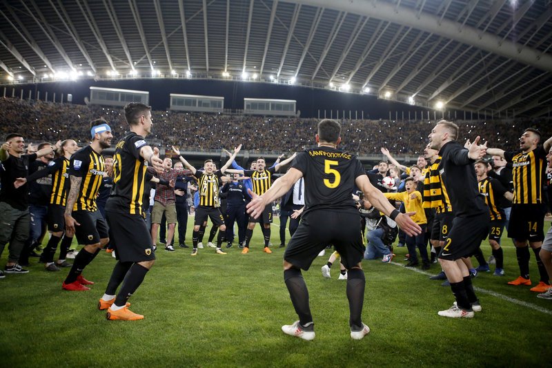 Super League: Πάρτι στο ΟΑΚΑ για την πρωταθλήτρια ΑΕΚ, 2-0 τον Λεβαδειακό [εικόνες] | iefimerida.gr 3