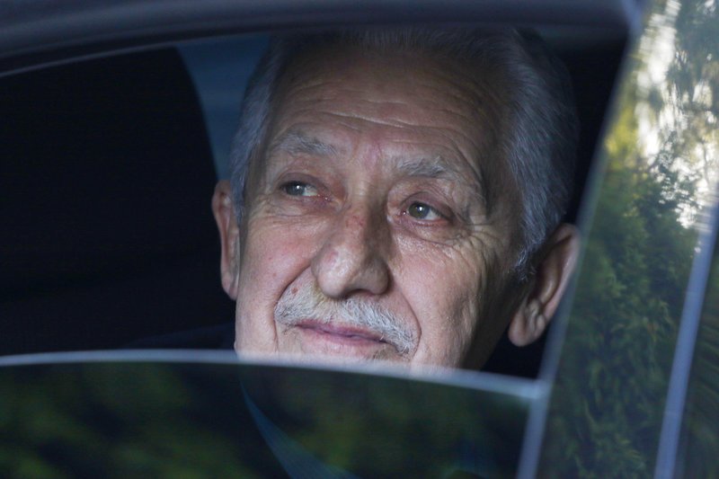 Ο αναπληρωτής υπ. Αμυνας Φώτης Κουβέλης προσέρχεται στο ΚΥΣΕΑ