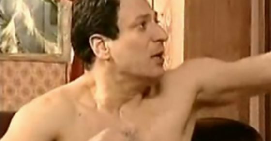 Ποιος ηθοποιός υποδυόταν τον Ευλογητό στη «Λάμψη» -Τον ψυχοπαθή δολοφόνο με την τρομακτική μάσκα [εικόνες] | iefimerida.gr 3