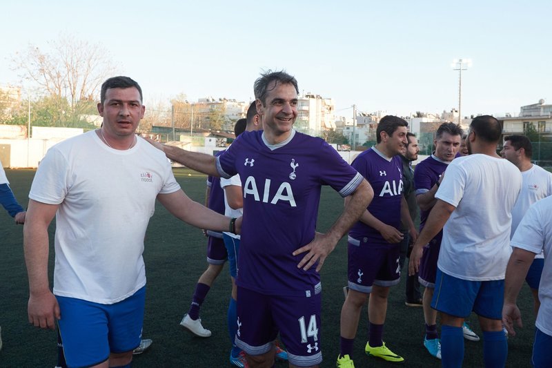 Η ΝΔ έπαιξε μπάλα με ομάδα Ρομά -Δύο γκολ σημείωσε ο Μητσοτάκης [εικόνες] | iefimerida.gr 5