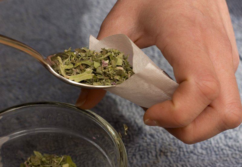 Πώς αποξηραίνουν το τσάι στην Κίνα -Στους 300 βαθμούς Κελσίου με γυμνά χέρια [βίντεο] | iefimerida.gr 2