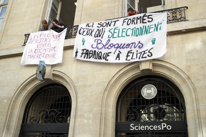 Αναβρασμός στη Γαλλία: Συνεχίζεται η απεργία των σιδηροδρομικών, υπό κατάληψη σχολές και πανεπιστήμια [εικόνες] | iefimerida.gr 3