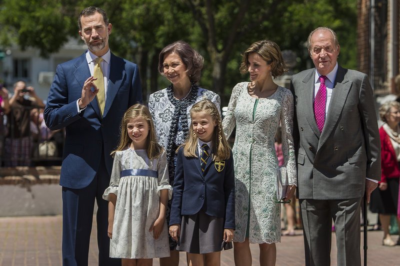 Κι όμως, ο δημόσιος καβγάς Λετίθια-Σοφίας είχε και συνέχεια -Η επιδεικτική κίνηση, απρέπεια της νύφης στην πεθερά [βίντεο] | iefimerida.gr 1