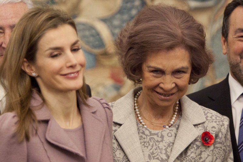 Κι όμως, ο δημόσιος καβγάς Λετίθια-Σοφίας είχε και συνέχεια -Η επιδεικτική κίνηση, απρέπεια της νύφης στην πεθερά [βίντεο] | iefimerida.gr 3