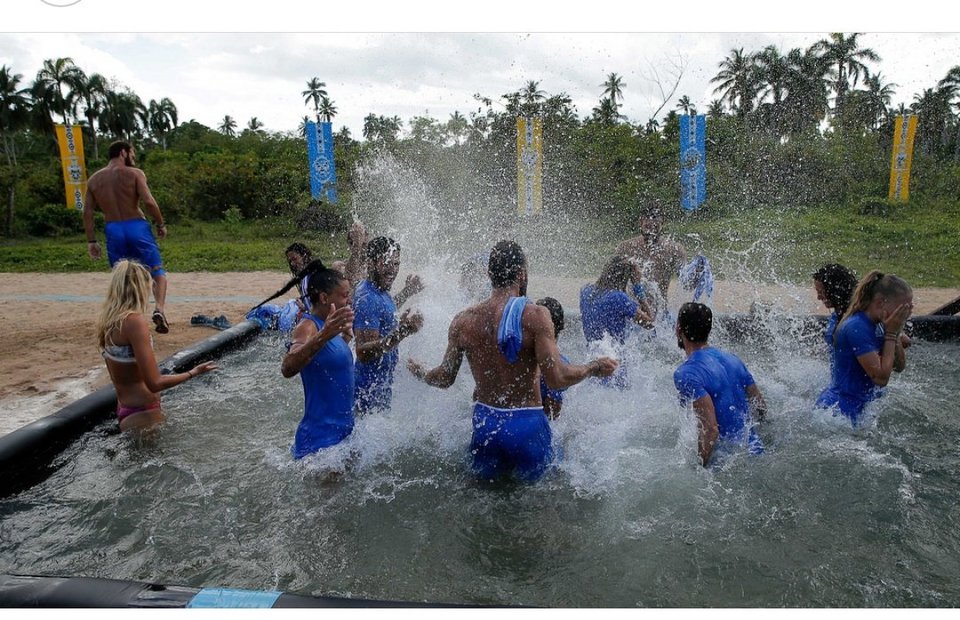 Οι Ελληνες νίκησαν τους Ρουμάνους, το Twitter τα 'βαλε με την Βιργινία: Φίδι κολοβό [εικόνες] | iefimerida.gr 0