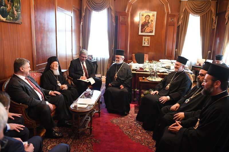 Στο Φανάρι ο Πρόεδρος της Ουκρανίας Ποροσένκο -Συνάντηση με τον Βαρθολομαίο [εικόνες] | iefimerida.gr 2