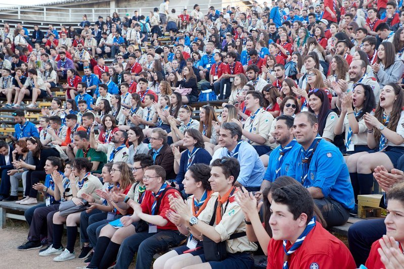 Στους προσκόπους ο Μητσοτάκης -Mίλησε και φωτογραφήθηκε μαζί με τα παιδιά [εικόνες] | iefimerida.gr 3