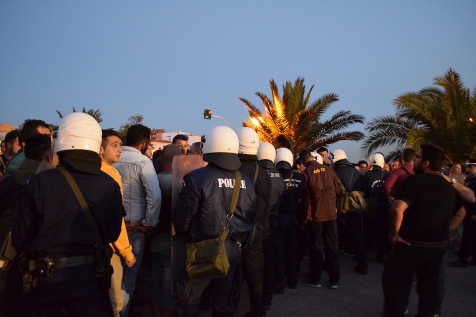 Δήμαρχος Λέσβου για τα έκτροπα: Οι ευθύνες βαραίνουν την κυβέρνηση | iefimerida.gr 1