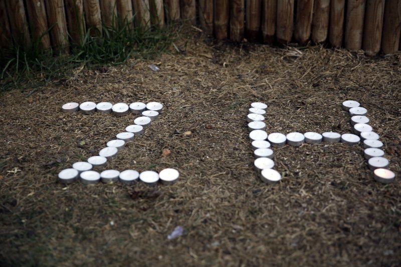 Εξι χρόνια από την αυτοκτονία του συνταξιούχου φαρμακοποιού στην πλατεία Συντάγματος [εικόνες] | iefimerida.gr 1