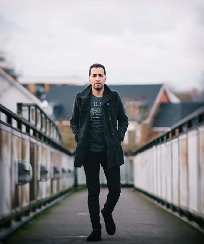 Λάμπρος Καλφούντζος: Ο Λαρισαίος ηθοποιός που έχει παίξει με Ματ Ντέιμον, Τζόνι Ντεπ και Τομ Κρουζ [εικόνες] | iefimerida.gr 0