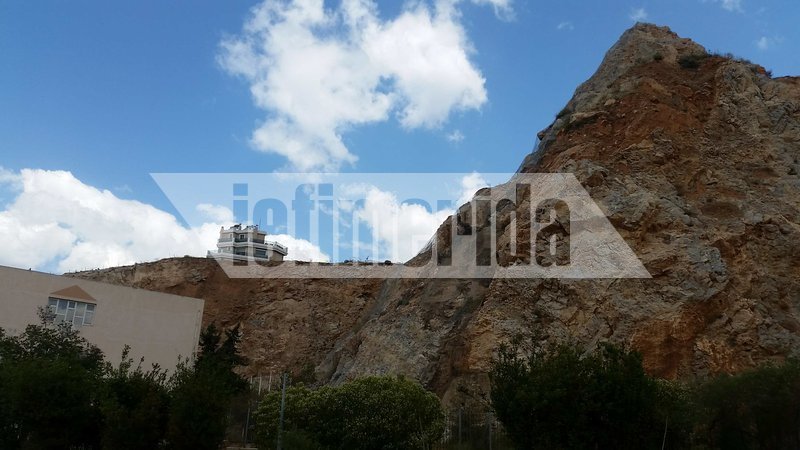 Τραγωδία στο Κερατσίνι για μία selfie: 16χρονος έπεσε από ύψος 60 μέτρων [εικόνες] | iefimerida.gr 4