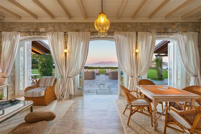 Αυτό είναι το  ακριβότερο σπίτι στην Ελλάδα,  σύμφωνα με το Sotheby’s -Με 3 ιδιωτικές παραλίες [βίντεο] | iefimerida.gr 3