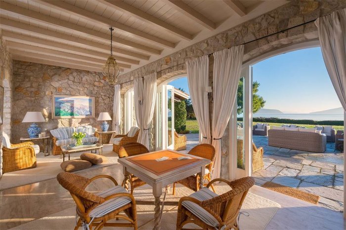 Αυτό είναι το  ακριβότερο σπίτι στην Ελλάδα,  σύμφωνα με το Sotheby’s -Με 3 ιδιωτικές παραλίες [βίντεο] | iefimerida.gr 4