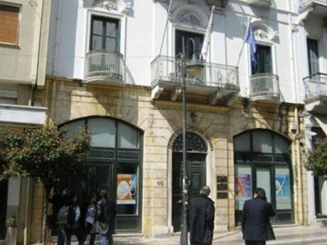 Δύο επιχειρηματίες αγόρασαν σε πλειστηριασμό το νεοκλασικό σπίτι του πρωθυπουργού Μιχαλακόπουλου, στην Πάτρα [εικόνες] | iefimerida.gr 2