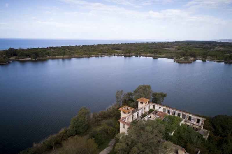 Λίμνη Καϊάφα: Δημιουργήθηκε τον 6ο αιώνα π.Χ. μετά από σεισμό, εγκαταλείφθηκε, αλλά παραμένει πανέμορφη [εικόνες] | iefimerida.gr 2