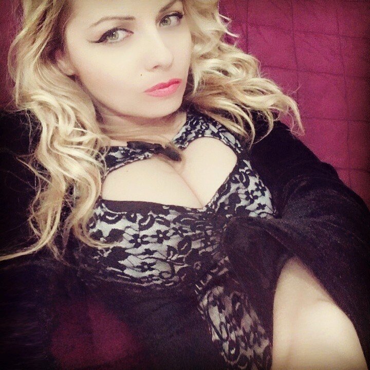 Πήγε για... σπαγκάτο κι έπεσε «ξερή» - Το οδυνηρό πάθημα μιας ηθοποιού σε live εκπομπή [βίντεο]  | iefimerida.gr 0