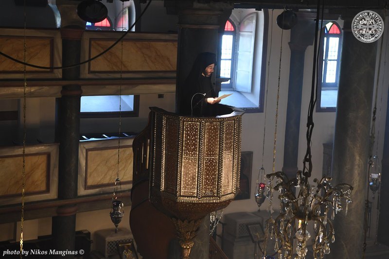 Κατάνυξη στο Φανάρι -Η Αποκαθήλωση και η ακολουθία του Επιτάφιου Θρήνου [εικόνες] | iefimerida.gr 4