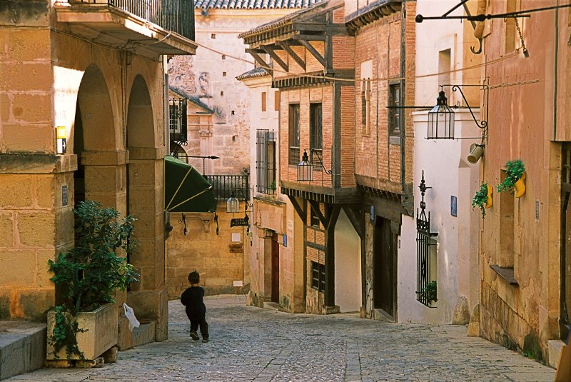 Το πρώτο νησί στην ΕΕ που απαγόρευσε το Airbnb -«Δεν θέλουμε άλλους τουρίστες!» | iefimerida.gr 6
